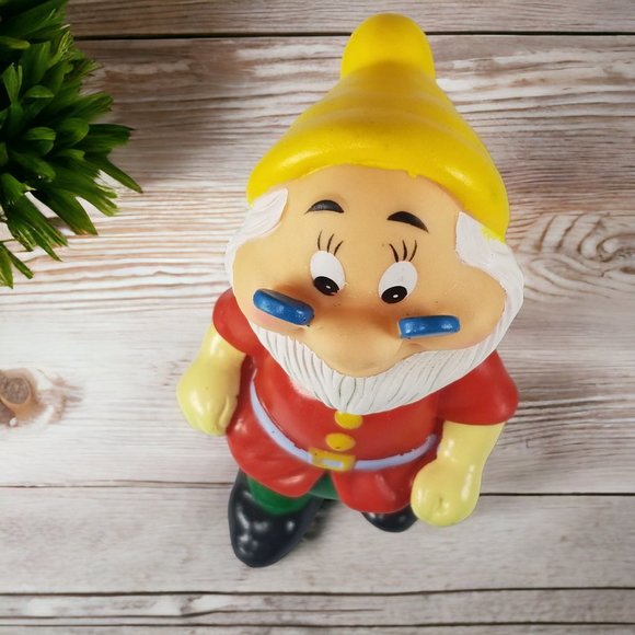 Disney's the Seven Dwarfs 7-Colorful Rubber Squeak Toys a Snow White Colectible - Picture 11 of 16